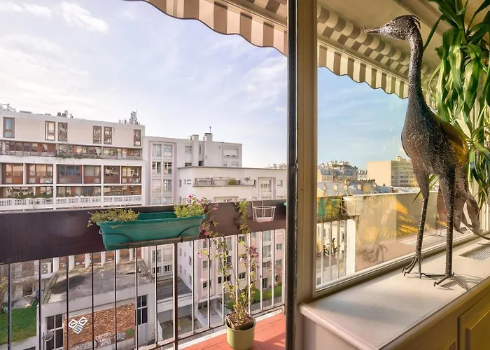 Guestready - 105m2 Bright Apartment Paris